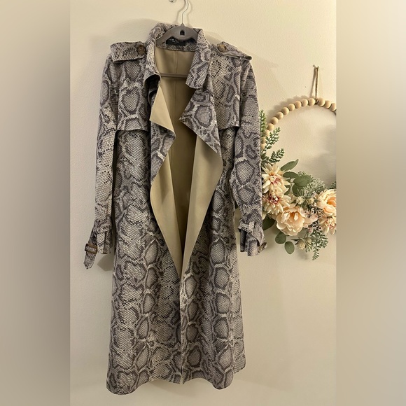 Snakeskin Pattern Faux Suede Women's Trench - Picture 2 of 7